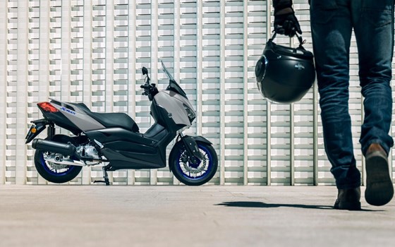 Verleihmotorrad Yamaha XMAX 300 vom Händler Zweirad Mildner - Bild 20 Verleihmotorrad Yamaha XMAX 300 vom Händler Zweirad Mildner - Bild 20