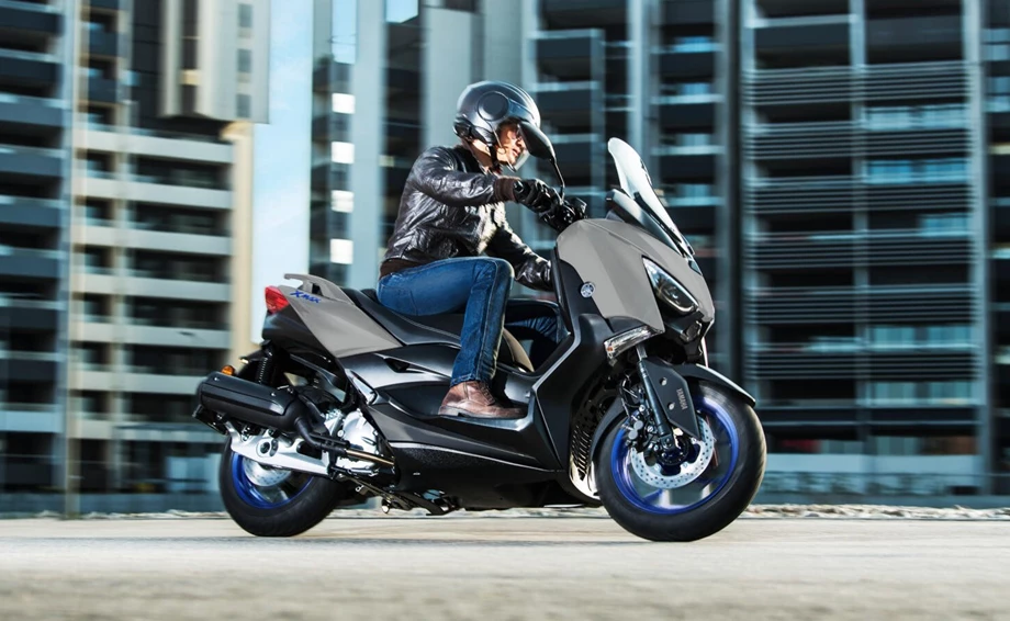 Verleihmotorrad Yamaha XMAX 300 vom Händler Zweirad Mildner Bild 7: Verleihmotorrad Yamaha XMAX 300 vom Händler Zweirad Mildner