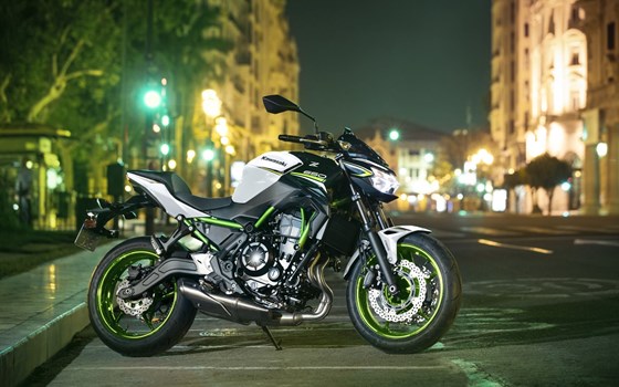 Verleihmotorrad Kawasaki Z650 vom Händler Moto Service Knabe - Bild 3 Verleihmotorrad Kawasaki Z650 vom Händler Moto Service Knabe - Bild 3