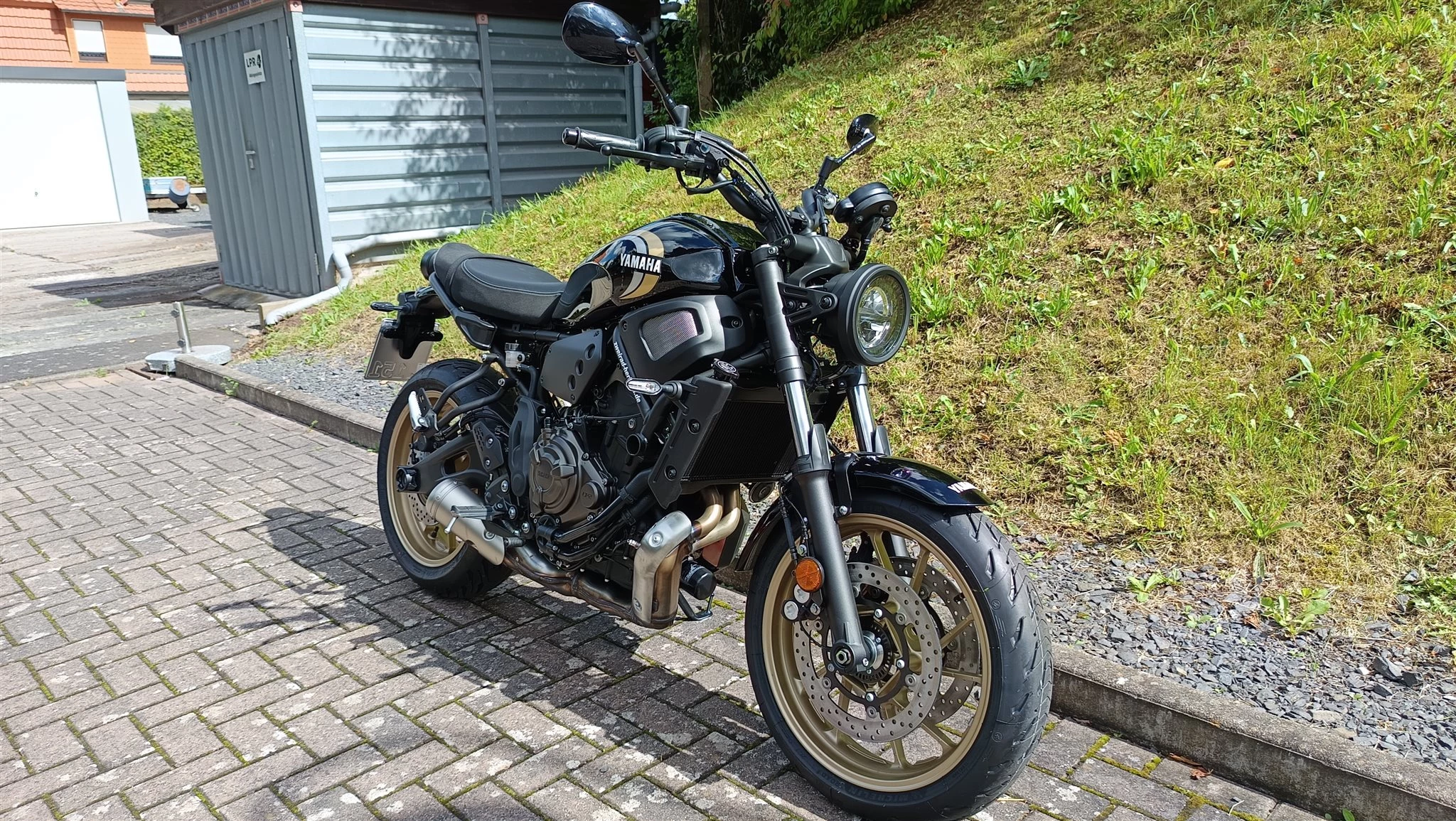 Yamaha XSR700