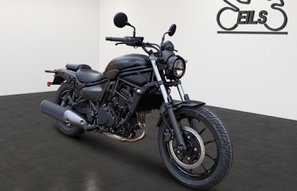 Leihmotorrad Kawasaki Eliminator 500