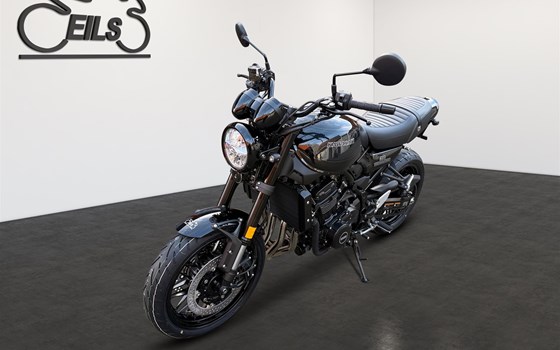 Verleihmotorrad Kawasaki Z900 RS Black Ball Edition vom Händler Hartmut Eils Motorradhandel - Bild 6