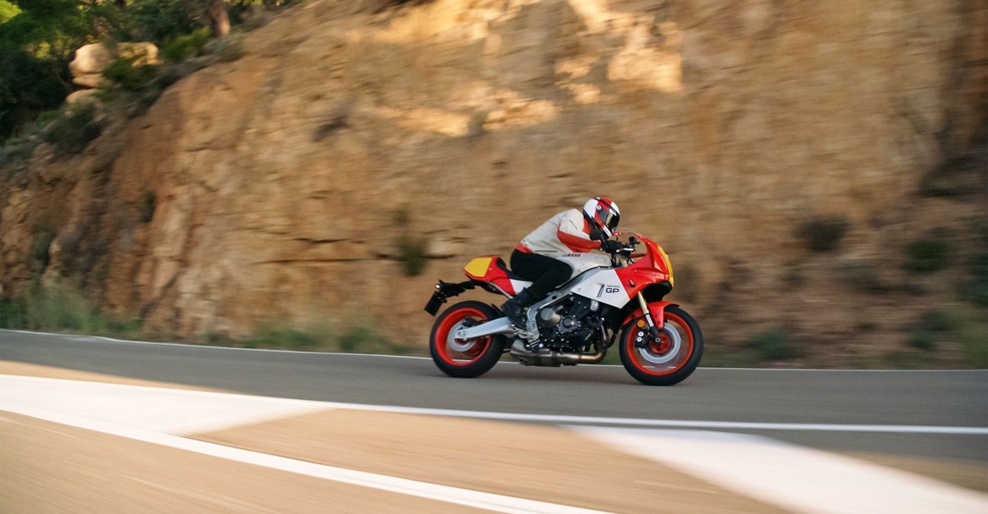 Verleihmotorrad Yamaha XSR900 GP vom Händler Motorcorner GmbH