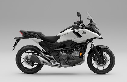 Leihmotorrad Honda NC750X DCT
