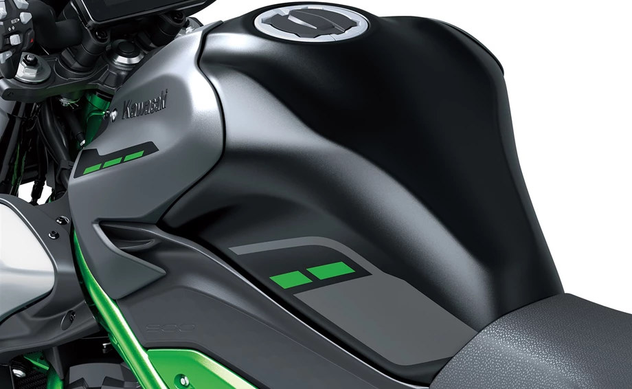 Verleihmotorrad Kawasaki Z900 vom Händler Motorrad Center Nord Bild 10: Verleihmotorrad Kawasaki Z900 vom Händler Motorrad Center Nord