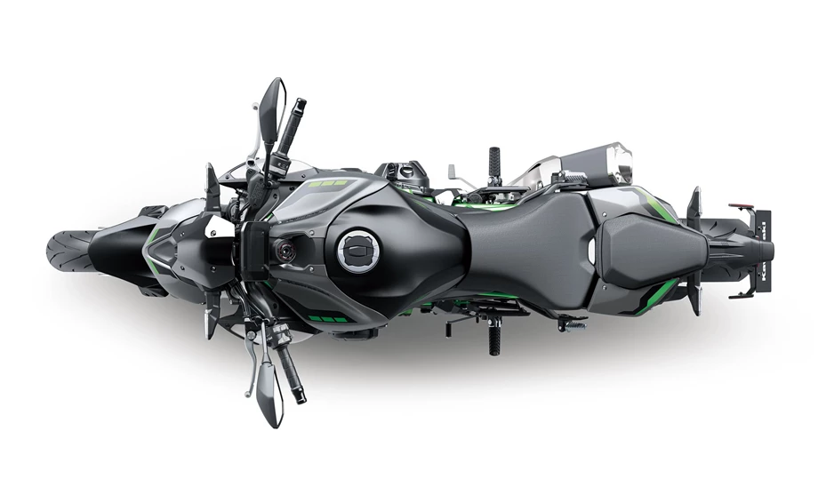 Verleihmotorrad Kawasaki Z900 vom Händler Motorrad Center Nord Bild 7: Verleihmotorrad Kawasaki Z900 vom Händler Motorrad Center Nord