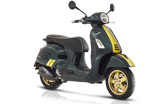 Verleihmotorrad Vespa GTS 300 Super Racing Sixties vom Händler ERRO MOTO - Bild 6