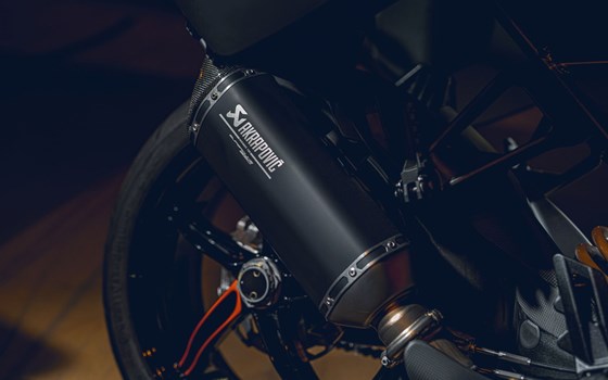 Verleihmotorrad KTM 1290 Super Duke GT vom Händler Zweiradcenter Bernhardt - Bild 7 Verleihmotorrad KTM 1290 Super Duke GT vom Händler Zweiradcenter Bernhardt - Bild 7