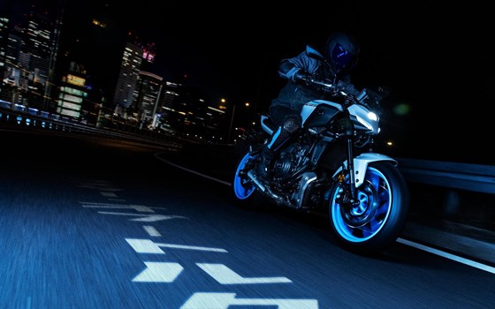 Verleihmotorrad Yamaha MT-07 Y-AMT 35kW vom Händler hmf Motorräder GmbH - Bild 4