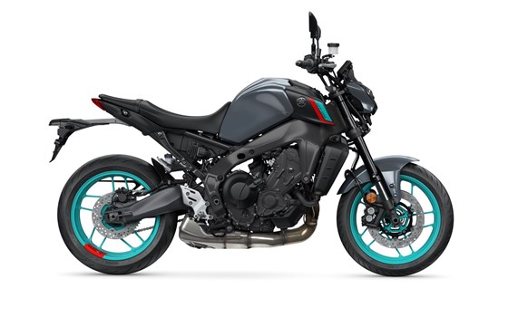 Verleihmotorrad Yamaha MT-09 vom Händler M.A.D. Motorräder - Bild 2 Verleihmotorrad Yamaha MT-09 vom Händler M.A.D. Motorräder - Bild 2