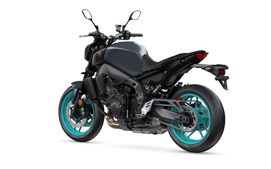 Verleihmotorrad Yamaha MT-09 vom Händler M.A.D. Motorräder - Bild 3 Verleihmotorrad Yamaha MT-09 vom Händler M.A.D. Motorräder - Bild 3