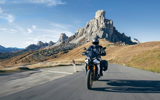 Verleihmotorrad Yamaha Tracer 9 GT vom Händler M.A.D. Motorräder - Bild 8 Verleihmotorrad Yamaha Tracer 9 GT vom Händler M.A.D. Motorräder - Bild 8