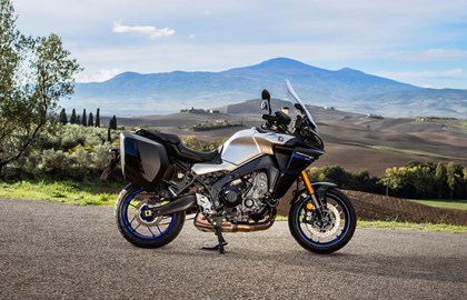 Leihmotorrad Yamaha Tracer 9 GT+ Y-AMT