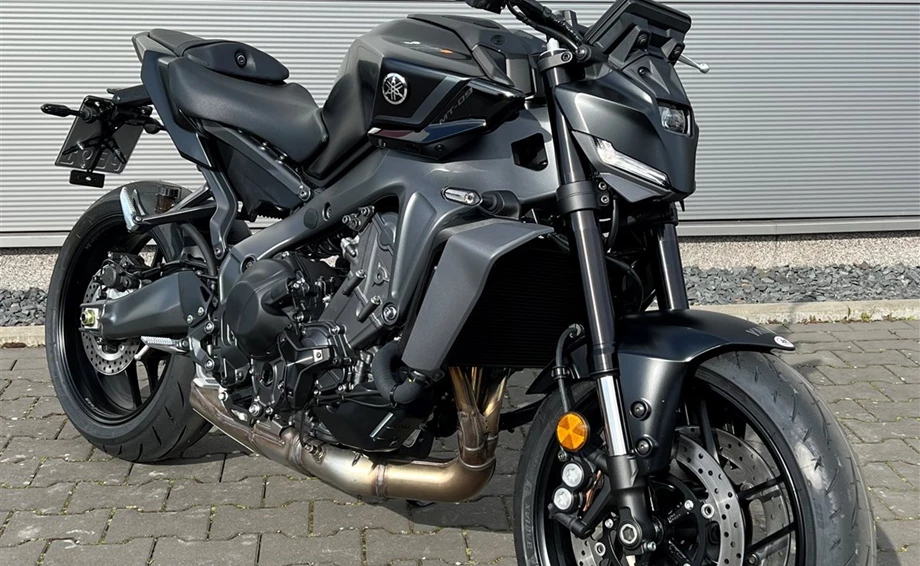Verleihmotorrad Yamaha MT-09 vom Händler Pe Es Motorräder GmbH & Co. KG Bild 1: Verleihmotorrad Yamaha MT-09 vom Händler Pe Es Motorräder GmbH & Co. KG