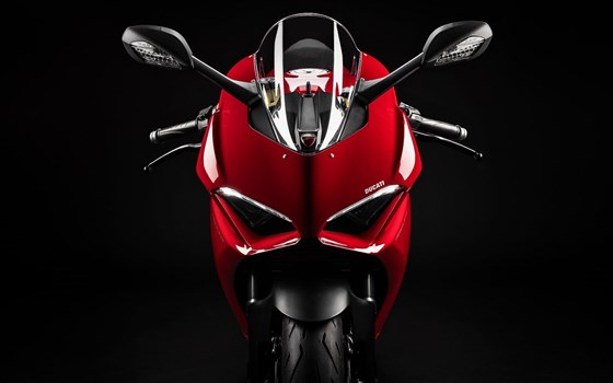Verleihmotorrad Ducati Panigale V2 vom Händler Triumph Emsland - Hertrampf Racing - Bild 3 Verleihmotorrad Ducati Panigale V2 vom Händler Triumph Emsland - Hertrampf Racing - Bild 3