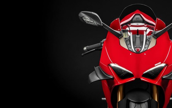 Verleihmotorrad Ducati Panigale V4 S vom Händler Triumph Emsland - Hertrampf Racing - Bild 7 Verleihmotorrad Ducati Panigale V4 S vom Händler Triumph Emsland - Hertrampf Racing - Bild 7