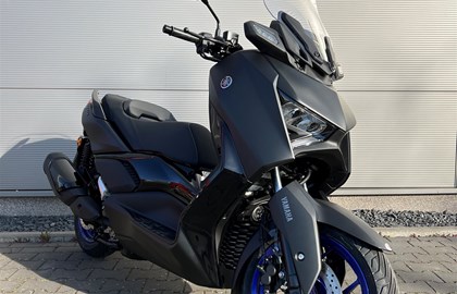 Leihmotorrad Yamaha XMAX 300