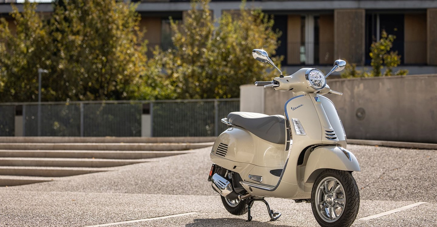 Verleihmotorrad Vespa GTS 125 vom Händler hmf Motorräder GmbH