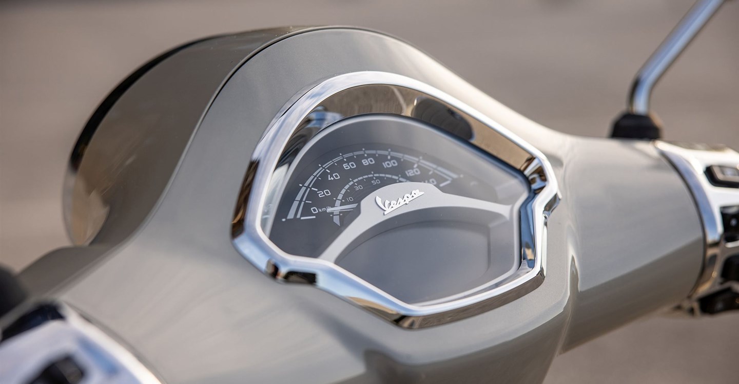 Verleihmotorrad Vespa GTS 125 vom Händler hmf Motorräder GmbH