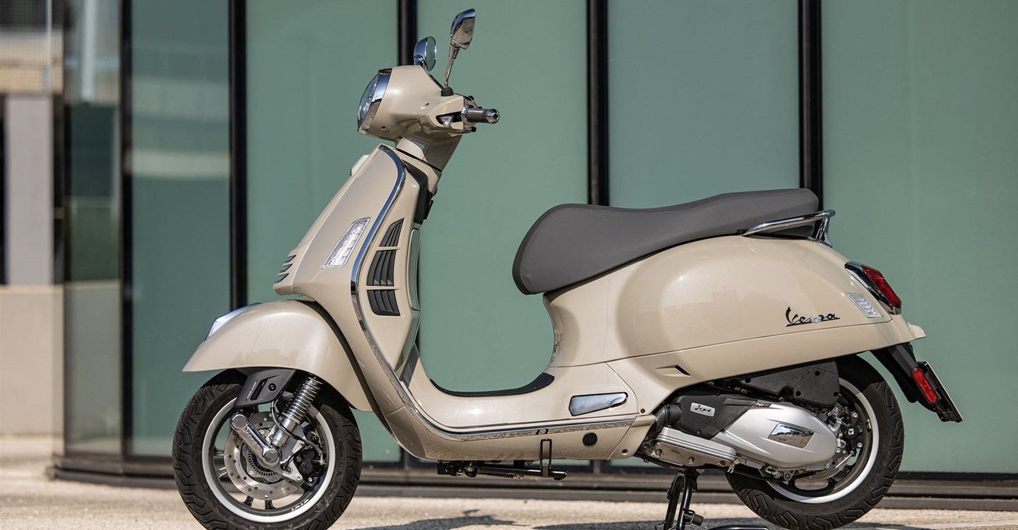 Verleihmotorrad Vespa GTS 125 vom Händler hmf Motorräder GmbH