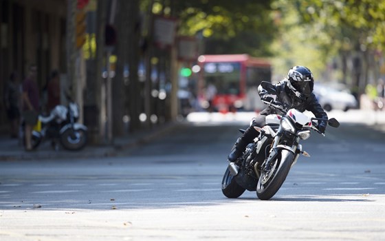 Verleihmotorrad Triumph Street Triple S A2 vom Händler Triumph Emsland - Hertrampf Racing - Bild 14 Verleihmotorrad Triumph Street Triple S A2 vom Händler Triumph Emsland - Hertrampf Racing - Bild 14