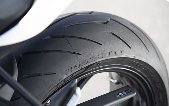 Verleihmotorrad Triumph Street Triple S A2 vom Händler Triumph Emsland - Hertrampf Racing - Bild 19 Verleihmotorrad Triumph Street Triple S A2 vom Händler Triumph Emsland - Hertrampf Racing - Bild 19
