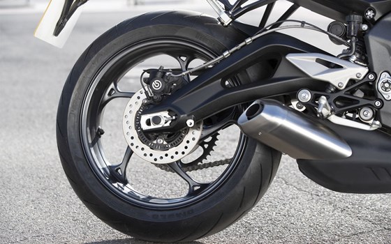 Verleihmotorrad Triumph Street Triple S A2 vom Händler Triumph Emsland - Hertrampf Racing - Bild 24 Verleihmotorrad Triumph Street Triple S A2 vom Händler Triumph Emsland - Hertrampf Racing - Bild 24