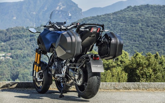 Verleihmotorrad Yamaha Niken GT vom Händler Zweiradsport Meine - Bild 12