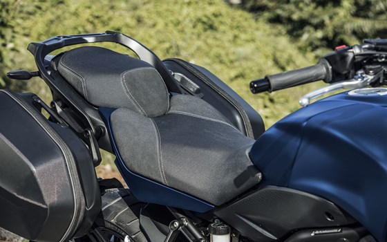 Verleihmotorrad Yamaha Niken GT vom Händler Zweiradsport Meine - Bild 14