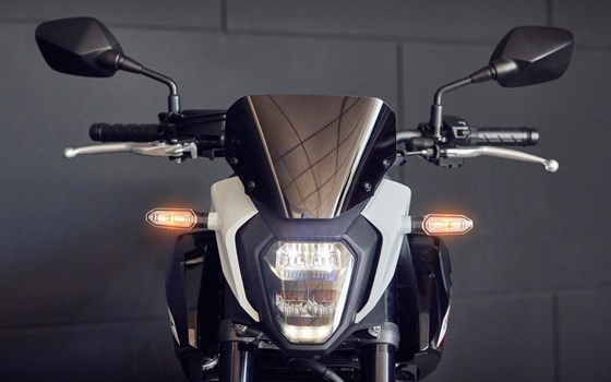 Verleihmotorrad Honda CB500 Hornet vom Händler Motorrad Oeler GmbH - Bild 5