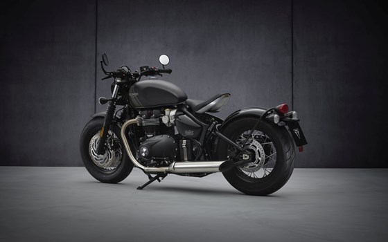 Verleihmotorrad Triumph Bonneville Bobber vom Händler Klingenberger Kehl GbR - Bild 3 Verleihmotorrad Triumph Bonneville Bobber vom Händler Klingenberger Kehl GbR - Bild 3