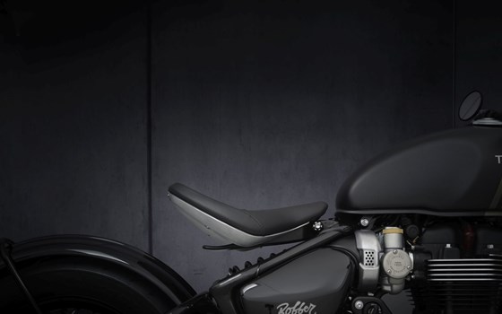 Verleihmotorrad Triumph Bonneville Bobber vom Händler Klingenberger Kehl GbR - Bild 6 Verleihmotorrad Triumph Bonneville Bobber vom Händler Klingenberger Kehl GbR - Bild 6