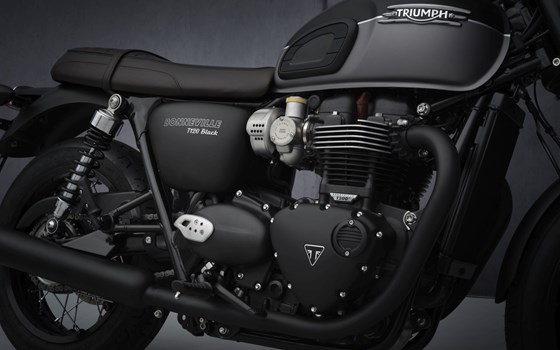 Verleihmotorrad Triumph Bonneville T120 Black vom Händler Klingenberger Kehl GbR - Bild 14 Verleihmotorrad Triumph Bonneville T120 Black vom Händler Klingenberger Kehl GbR - Bild 14
