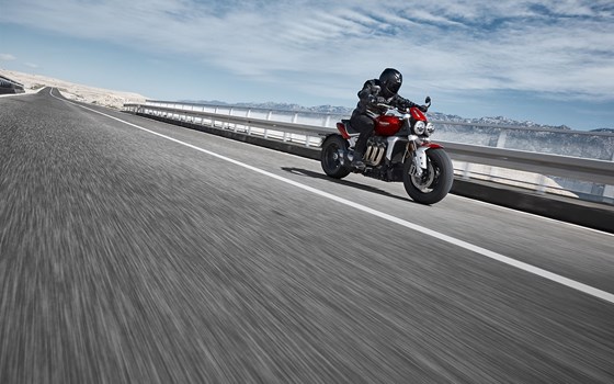 Verleihmotorrad Triumph Rocket 3 R vom Händler Klingenberger Kehl GbR - Bild 17 Verleihmotorrad Triumph Rocket 3 R vom Händler Klingenberger Kehl GbR - Bild 17