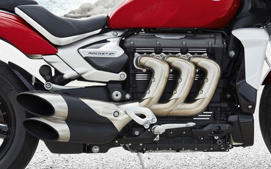 Verleihmotorrad Triumph Rocket 3 R vom Händler Klingenberger Kehl GbR - Bild 5 Verleihmotorrad Triumph Rocket 3 R vom Händler Klingenberger Kehl GbR - Bild 5
