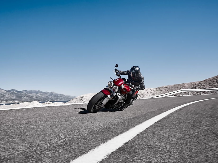 Verleihmotorrad Triumph Rocket 3 R vom Händler Klingenberger Kehl GbR Bild 21: Verleihmotorrad Triumph Rocket 3 R vom Händler Klingenberger Kehl GbR