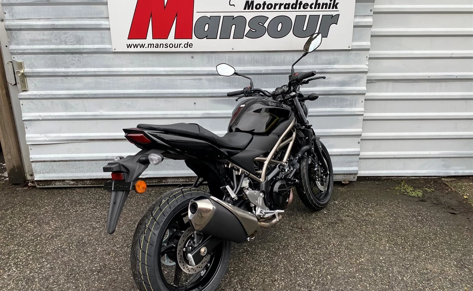 Verleihmotorrad Suzuki SV650 vom Händler Mansour Motorradtechnik Bild 5: Verleihmotorrad Suzuki SV650 vom Händler Mansour Motorradtechnik