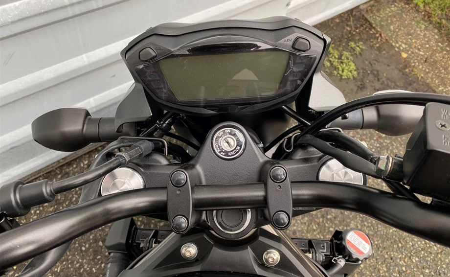 Verleihmotorrad Suzuki SV650 vom Händler Mansour Motorradtechnik Bild 6: Verleihmotorrad Suzuki SV650 vom Händler Mansour Motorradtechnik