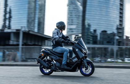 Leihmotorrad Yamaha NMAX 125