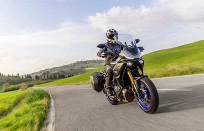 Leihmotorrad Yamaha Tracer 7 GT