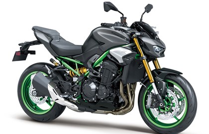 Leihmotorrad Kawasaki Z900 SE