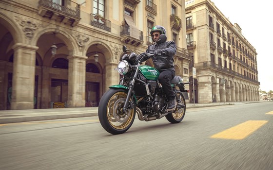 Verleihmotorrad Kawasaki Z650 RS vom Händler BKM Bikes Handels GmbH - Bild 16