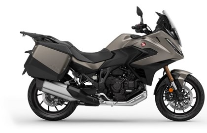 Leihmotorrad Honda NT1100 DCT Electronic Suspension