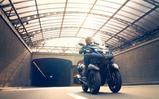 Verleihmotorrad Yamaha Tricity 300 vom Händler Munich-Bike-Factory - Bild 12