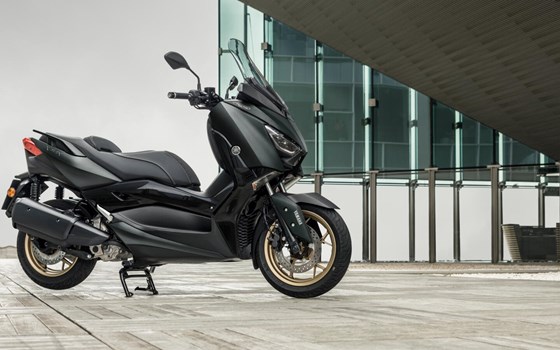 Verleihmotorrad Yamaha XMAX 300 Tech MAX vom Händler Munich-Bike-Factory - Bild 7
