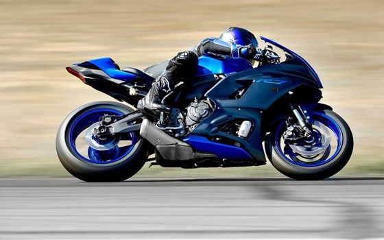 Verleihmotorrad Yamaha R7 vom Händler Munich-Bike-Factory - Bild 20