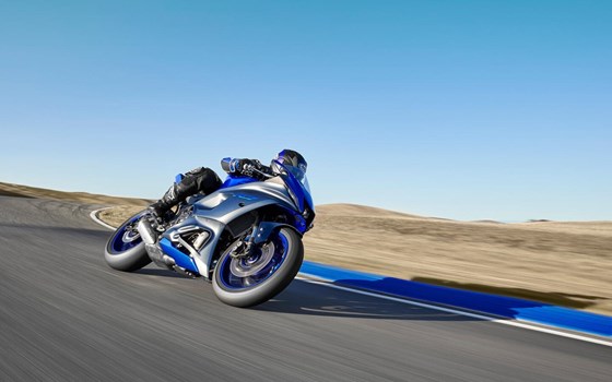 Verleihmotorrad Yamaha R7 vom Händler Munich-Bike-Factory - Bild 5