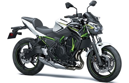 Leihmotorrad Kawasaki Z650