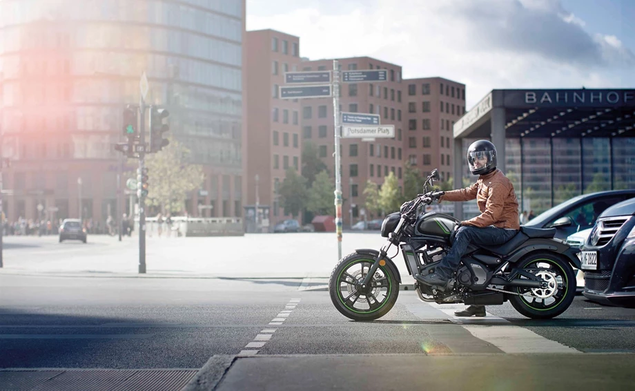 Verleihmotorrad Kawasaki Vulcan S vom Händler BOXENSTOP Motorradvertriebs GmbH Bild 6: Verleihmotorrad Kawasaki Vulcan S vom Händler BOXENSTOP Motorradvertriebs GmbH