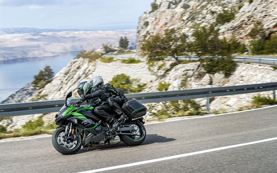 Verleihmotorrad Kawasaki Ninja 1100SX SE vom Händler BOXENSTOP Motorradvertriebs GmbH - Bild 13 Verleihmotorrad Kawasaki Ninja 1100SX SE vom Händler BOXENSTOP Motorradvertriebs GmbH - Bild 13
